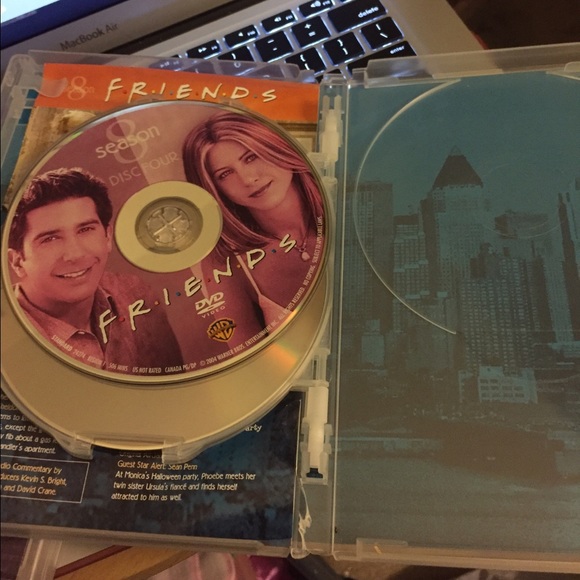 Friends season 8 disc set - Picture 4 of 4