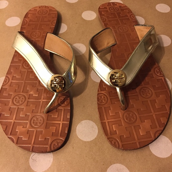 tory burch slipper price