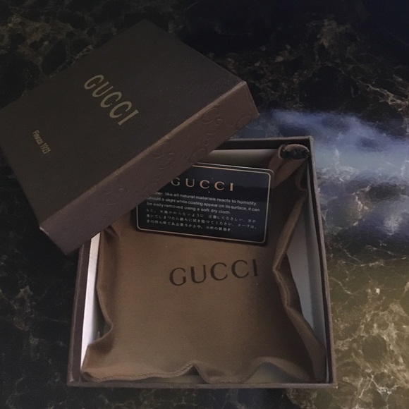 Selling all blacked out Gucci belt