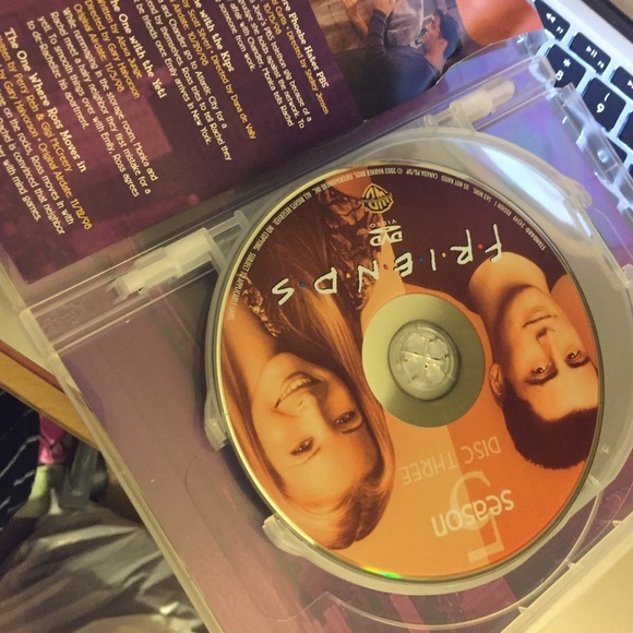 Friends season 5 disc set - Picture 2 of 4
