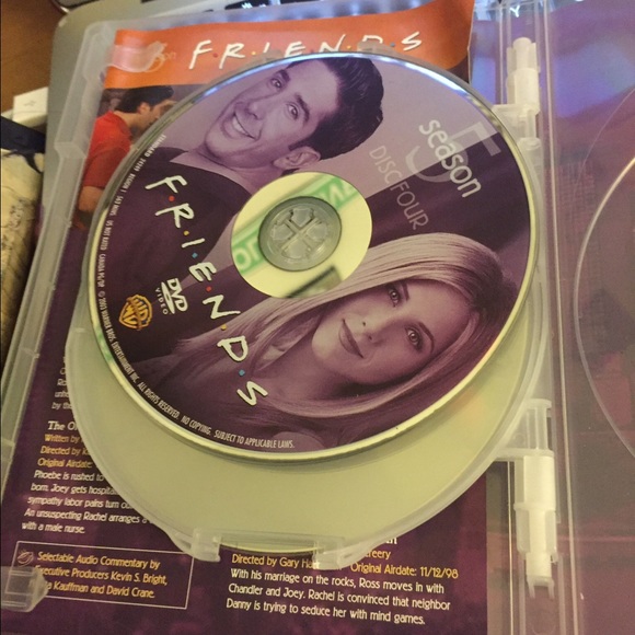 Friends season 5 disc set - Picture 4 of 4