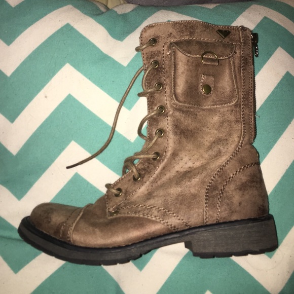 Roxy combat boots