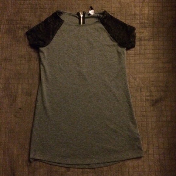 Grey Dress with lace shoulder - Picture 3 of 3