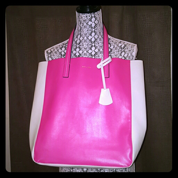 ESTEE LAUDER BAG. REAL LEATHER. BRIGHT PINK - Picture 1 of 4