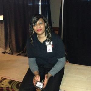 Meet your Posher, Paula