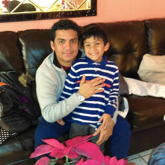 Meet your Posher, Luis antonio - Picture 1 of 1