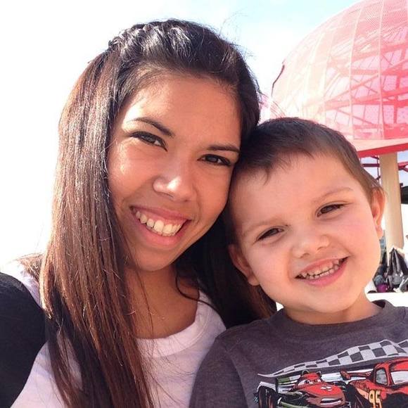 Meet your Posher, Ashley