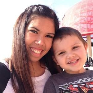 Meet your Posher, Ashley