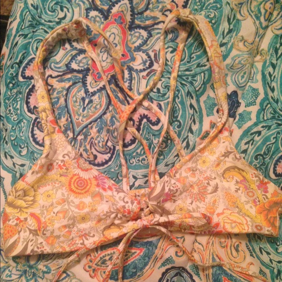 San Lorenzo bikini top