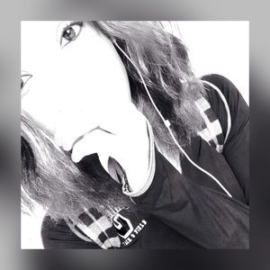 Meet your Posher, Cami