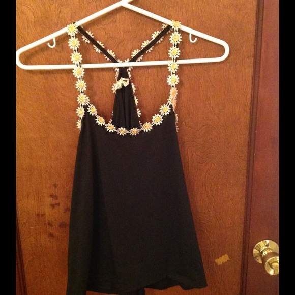 L.A. Hearts tank top - Picture 1 of 2