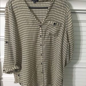 Black and white pattern size xl sheer shirt