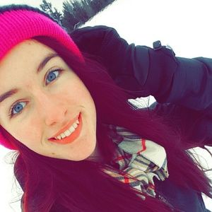 Meet your Posher, Alyssa