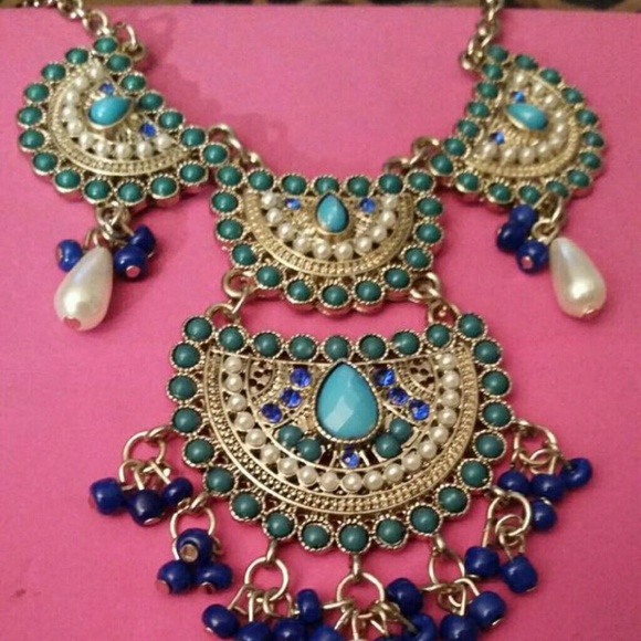 Necklace - Picture 3 of 3