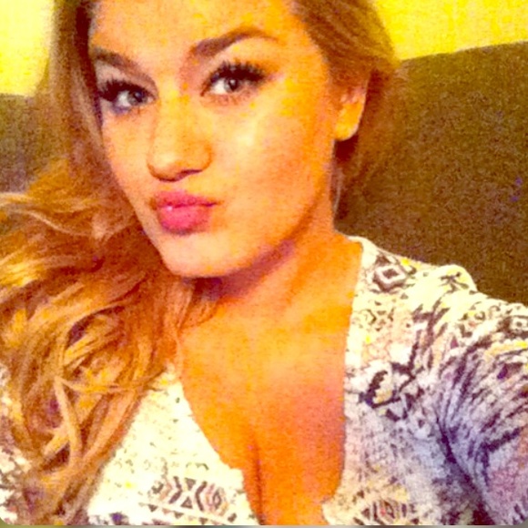 Meet your Posher, Skye