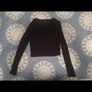 Forever 21 black long sleeve crop top
