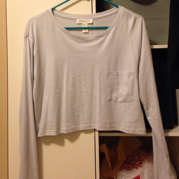 Light baby blue crop long sleeve shirt