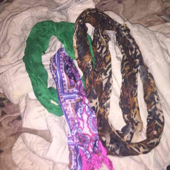 scarf lot