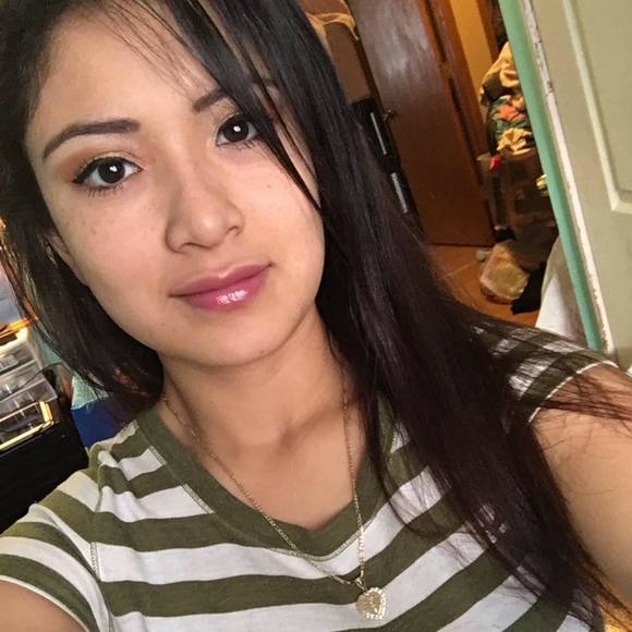 Meet your Posher, Ariadna - Picture 1 of 1