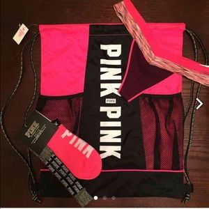 VS PINK NWT Drawstring Bundle SOOOOLD!!!