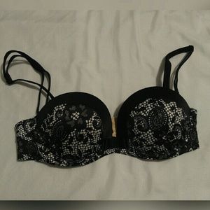 Victoria's Secret Very Sexy multiway push up bra
