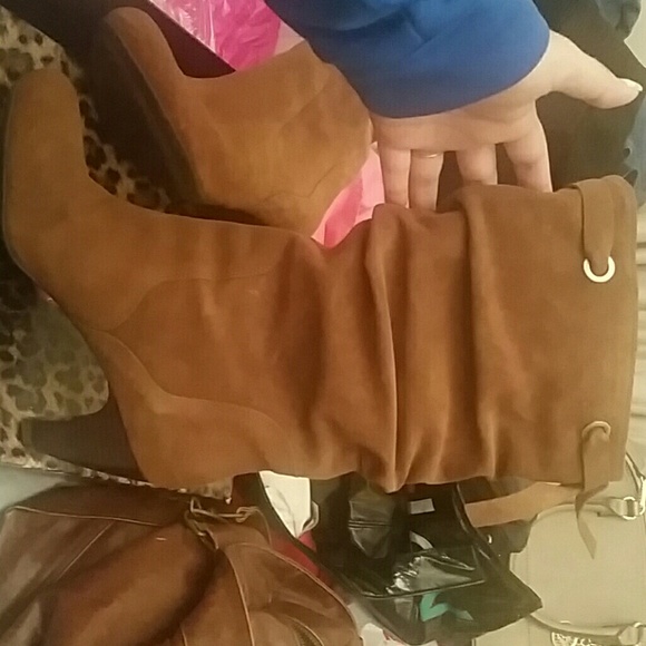 Gretta Giada Boots - Picture 3 of 4