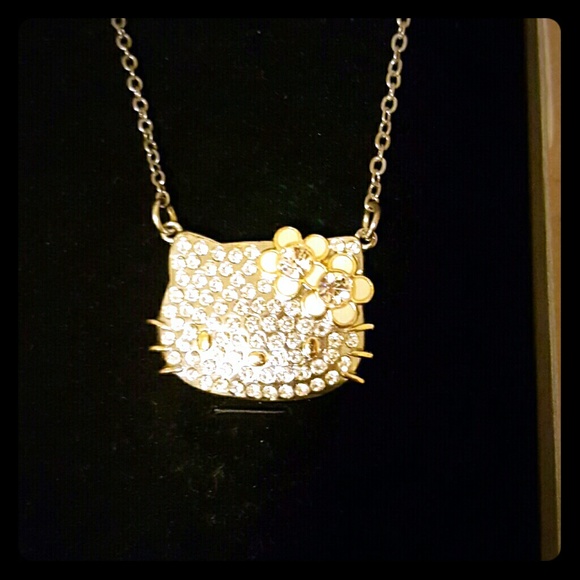 Hello Kitty necklace