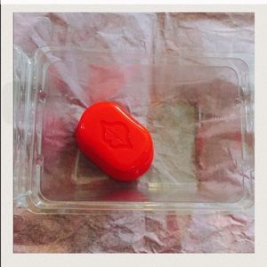 Lip plumper size Medium