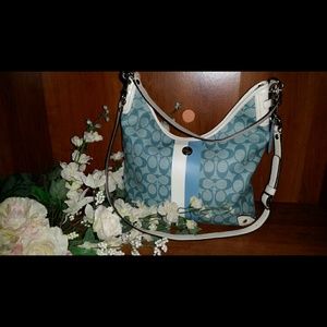 Sold: Sign Stripe Blue/White Coach Chelsea Hobo