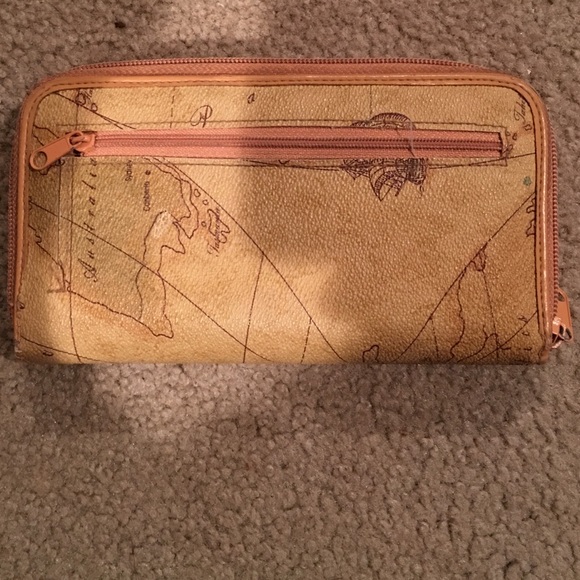 Allan Edward Wallet - Picture 2 of 6
