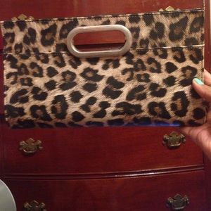Cute Leopard Clutch