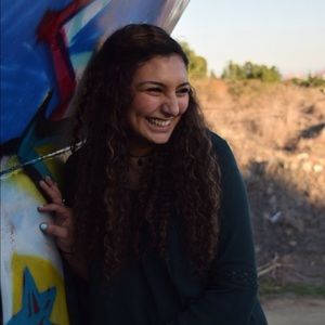 Meet your Posher, Lauren