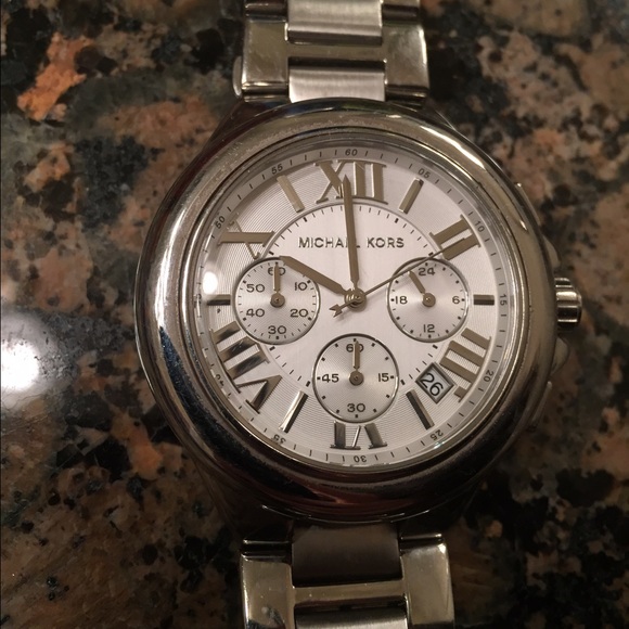 Michael Kors Watch - Picture 2 of 3