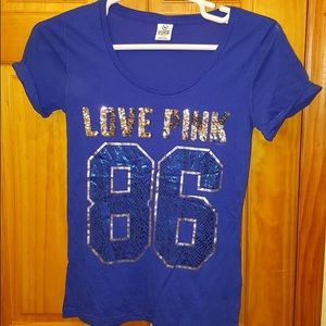 VS pink tee shirt
