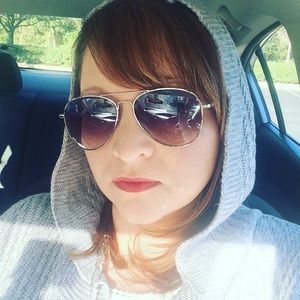 Meet your Posher, Christi