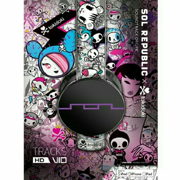 Tokidoki sol replublic head phones hello kitty