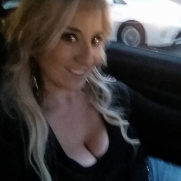 Meet your Posher, Breyanna - Picture 2 of 2