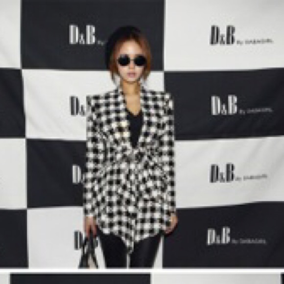 Sale๐BW cardigan - Picture 2 of 2