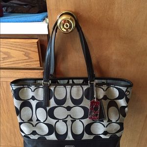 Auth Coach handbag/tote