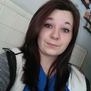 Meet your Posher, Holly