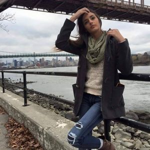 Meet your Posher, Samantha