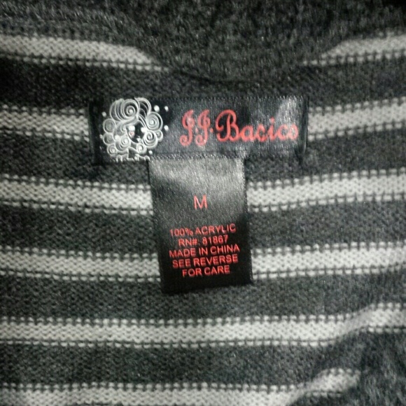 J.J. Basics Sweater - Picture 3 of 3