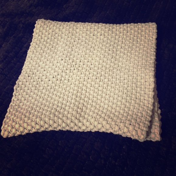 CAbi Accessories - Extremely warm infinity scarf