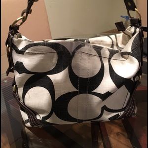 Cuteeeeeee Coach purse 💕