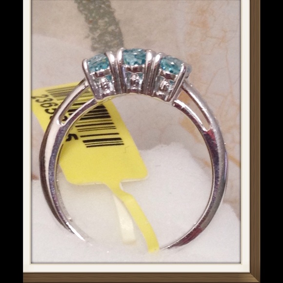 Rare Cambodian Blue Zircon - Picture 3 of 3