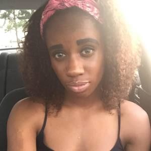 Meet your Posher, Mimi