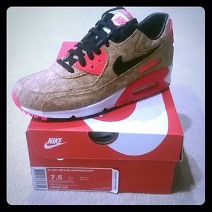 Brand New Limited Edition Nike Air Max 90