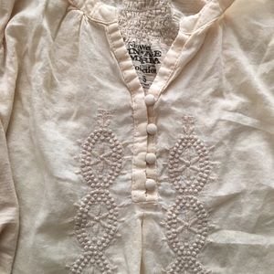 Cream color 3/4 length shirt size small