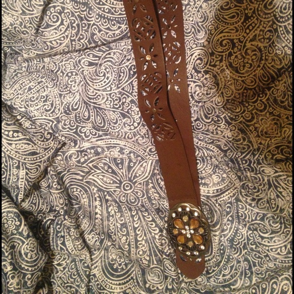 *Sold* FREE NEW belt - Picture 1 of 2
