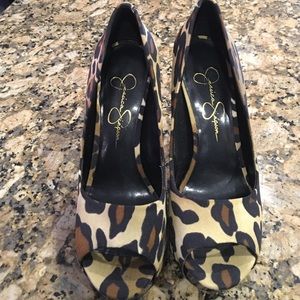 Jessica Simpson size 6 heels lightly worn